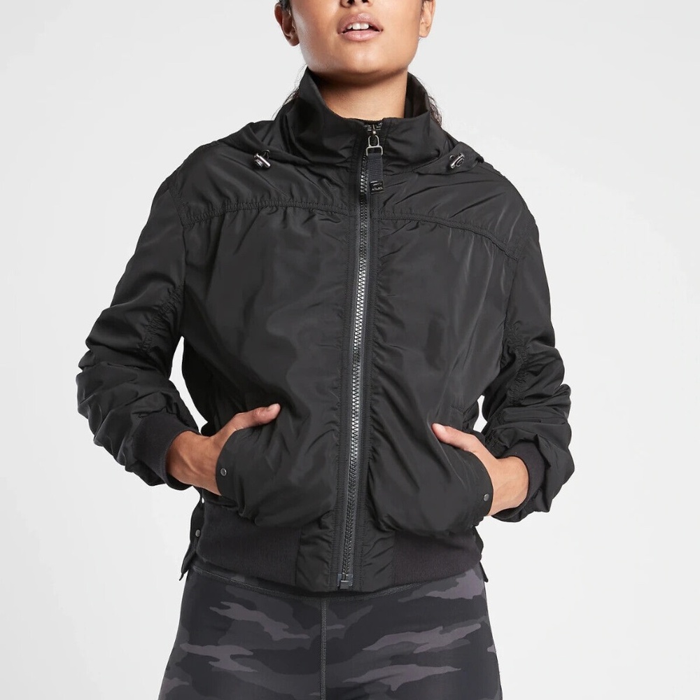 HTF! Athleta Pt. Reyes BOMBER Black SMALL